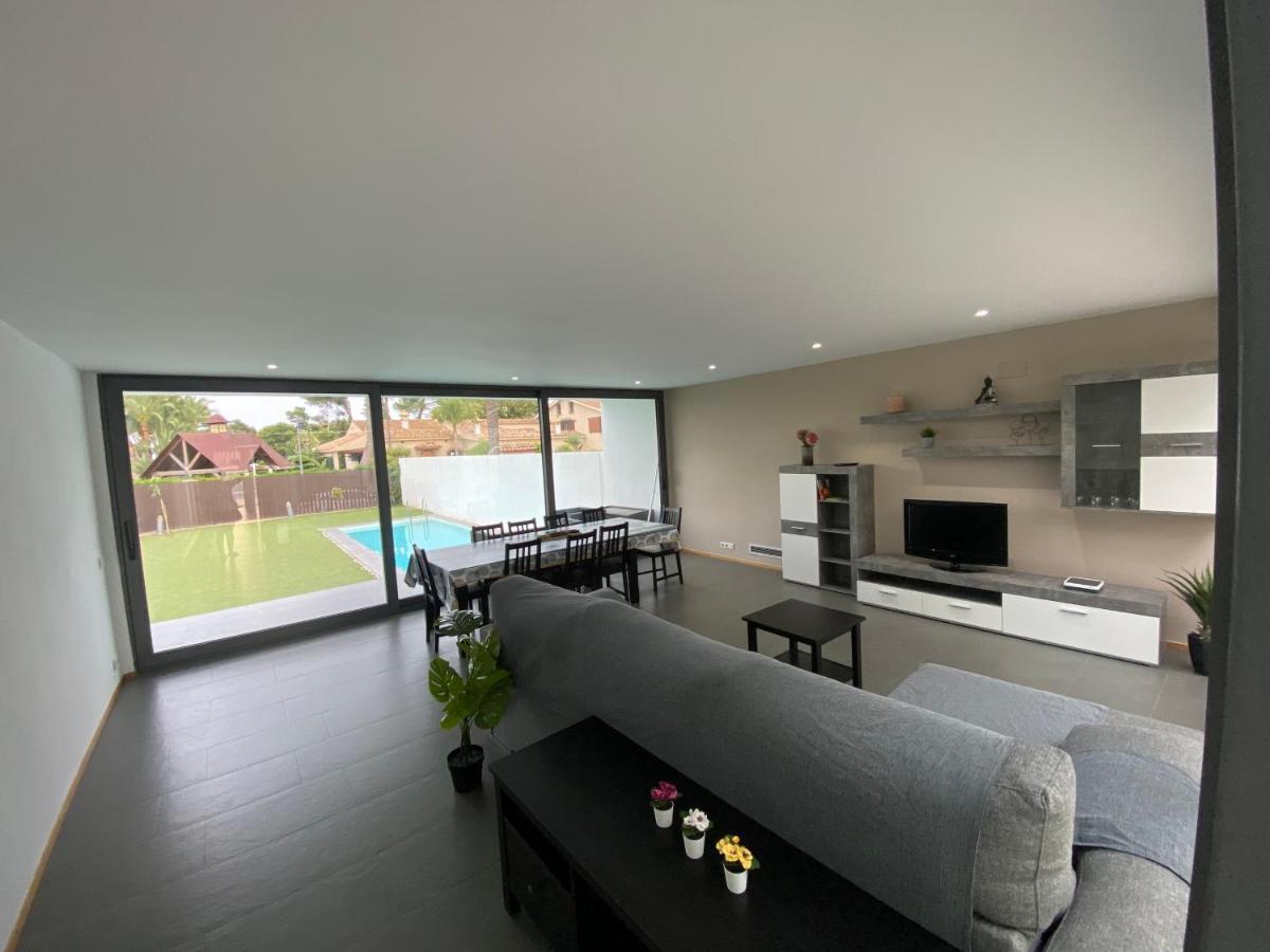 Modern Villa With Private Pool/ 400M To The Beach Grao de Castellon Exterior foto